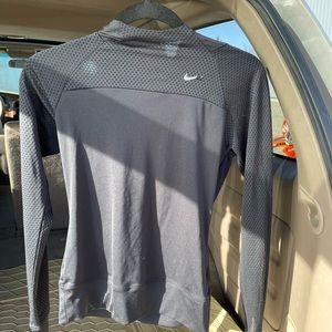 Nike dry fit womens running sun shirt. Black